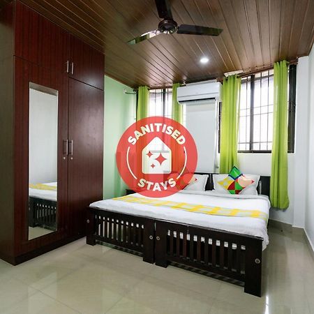 Oyo Home 49697 Aj Apartments Kochi Exteriér fotografie
