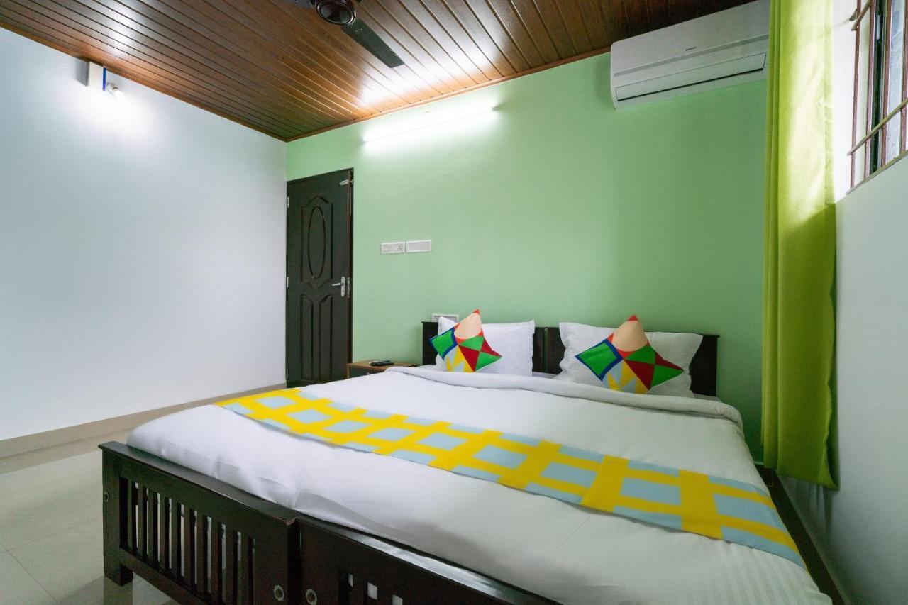 Oyo Home 49697 Aj Apartments Kochi Exteriér fotografie