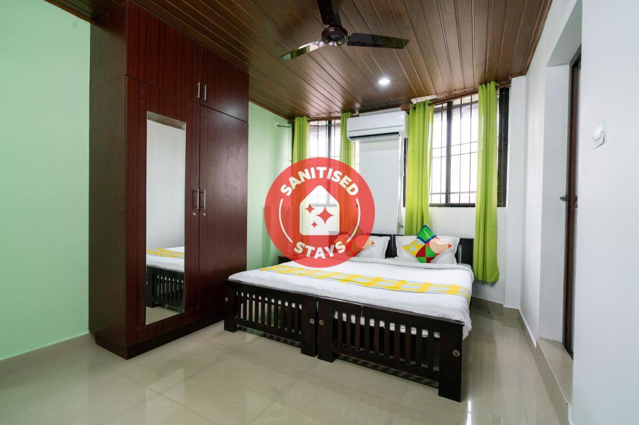 Oyo Home 49697 Aj Apartments Kochi Exteriér fotografie