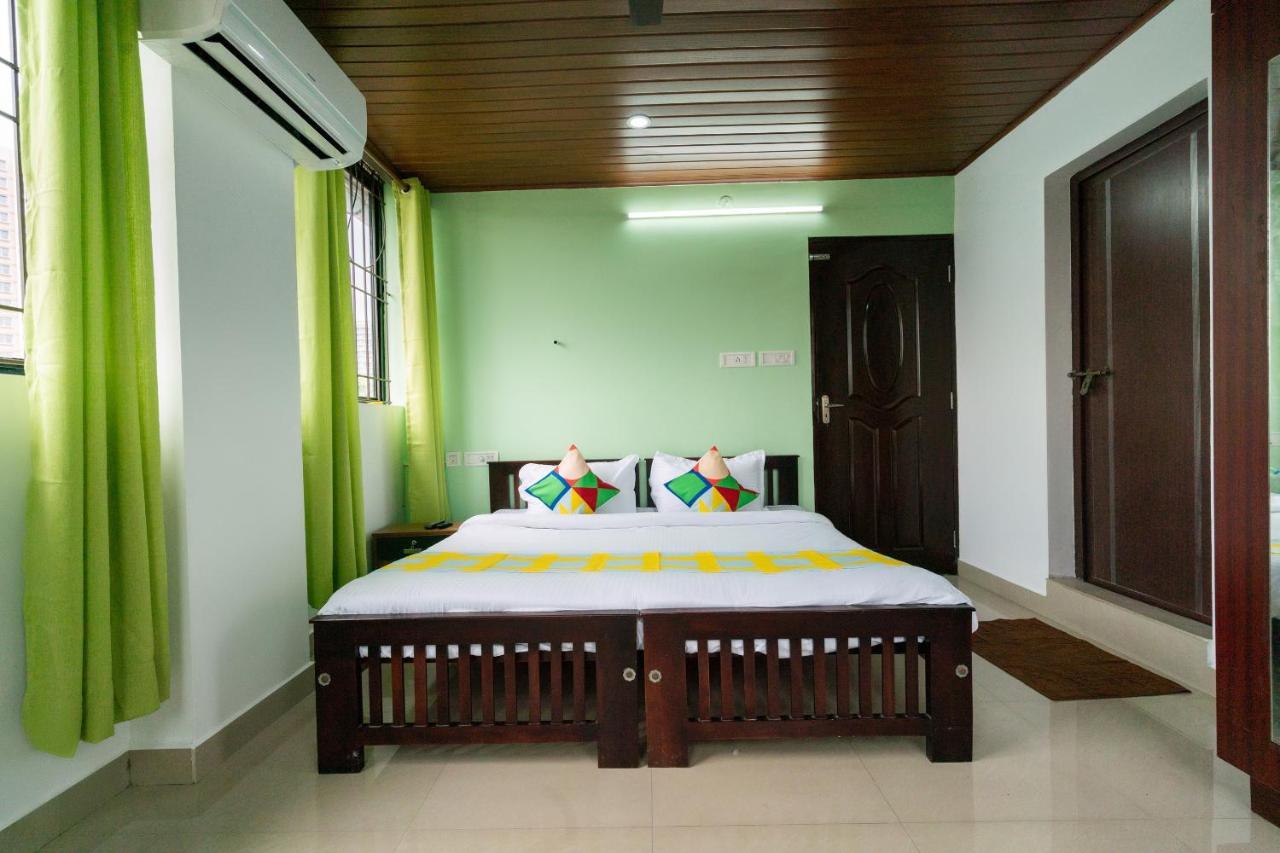 Oyo Home 49697 Aj Apartments Kochi Exteriér fotografie