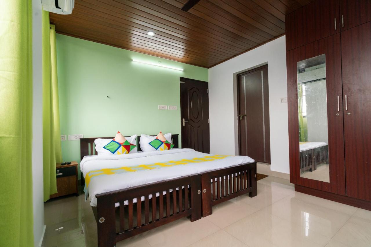Oyo Home 49697 Aj Apartments Kochi Exteriér fotografie