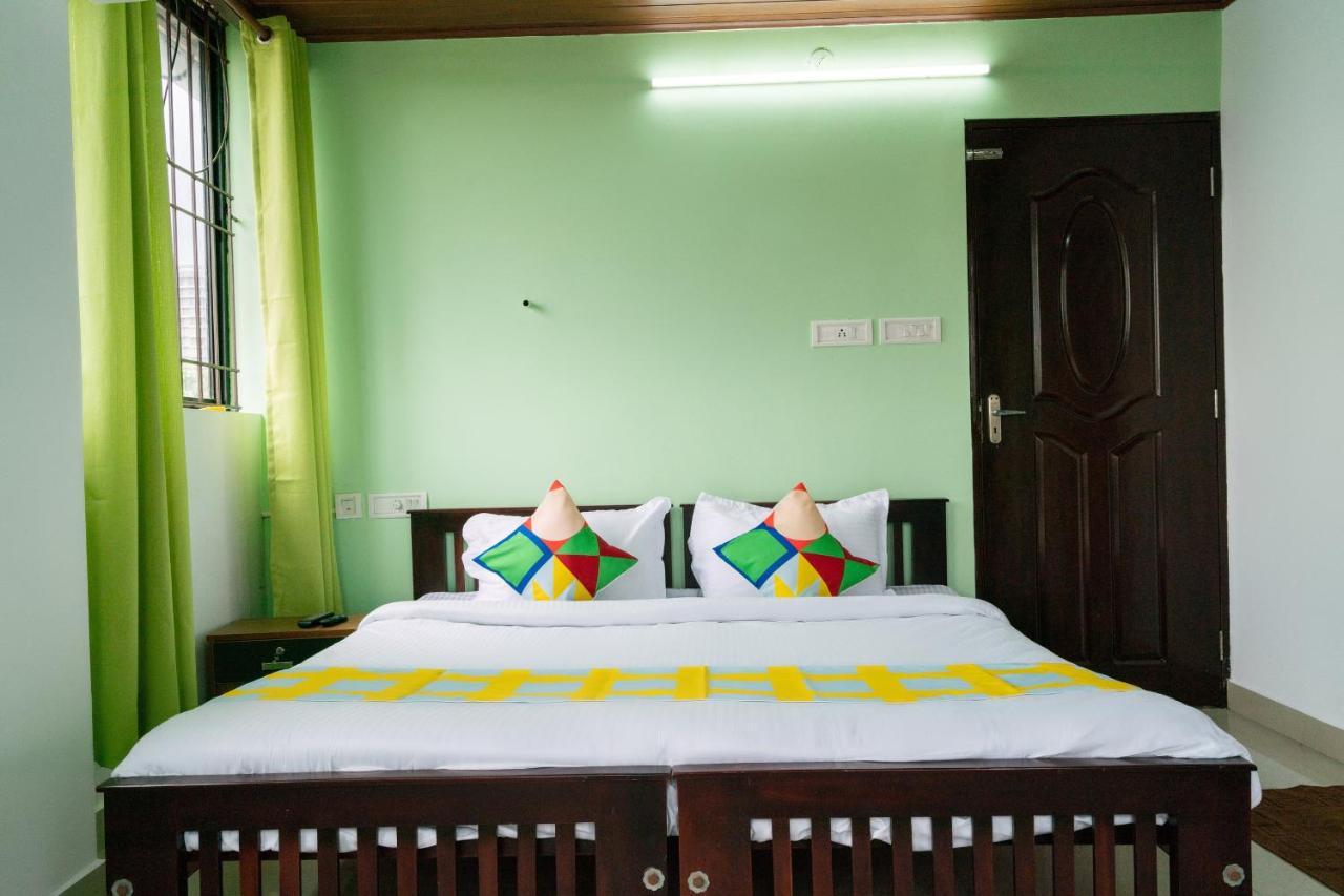 Oyo Home 49697 Aj Apartments Kochi Exteriér fotografie